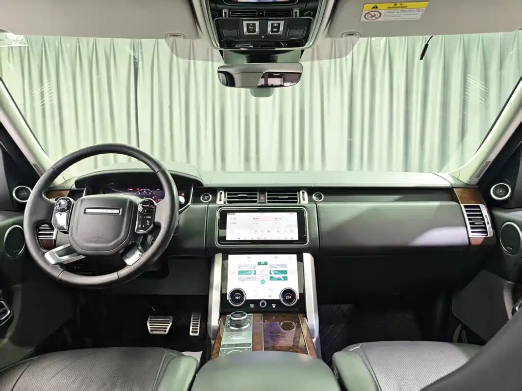Land Rover Range Rover — миниатюра 6