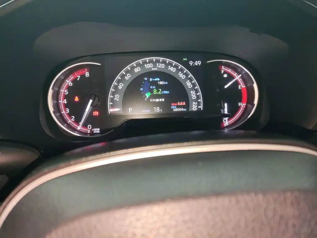Toyota RAV4 — миниатюра 12