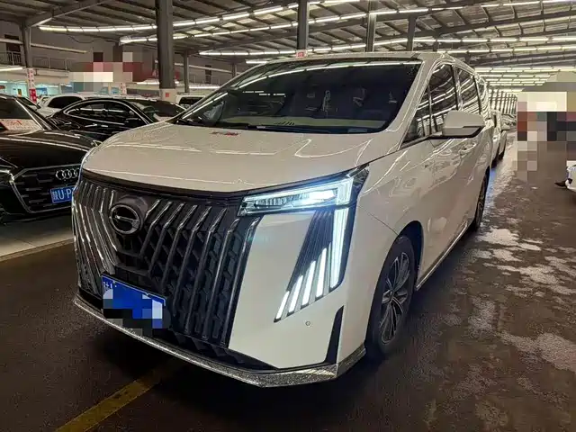 GAC Trumpchi 传祺M8