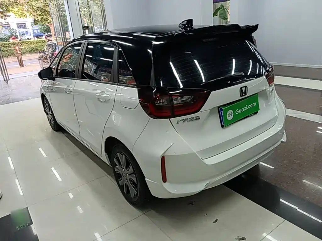 Honda Fit — миниатюра 5