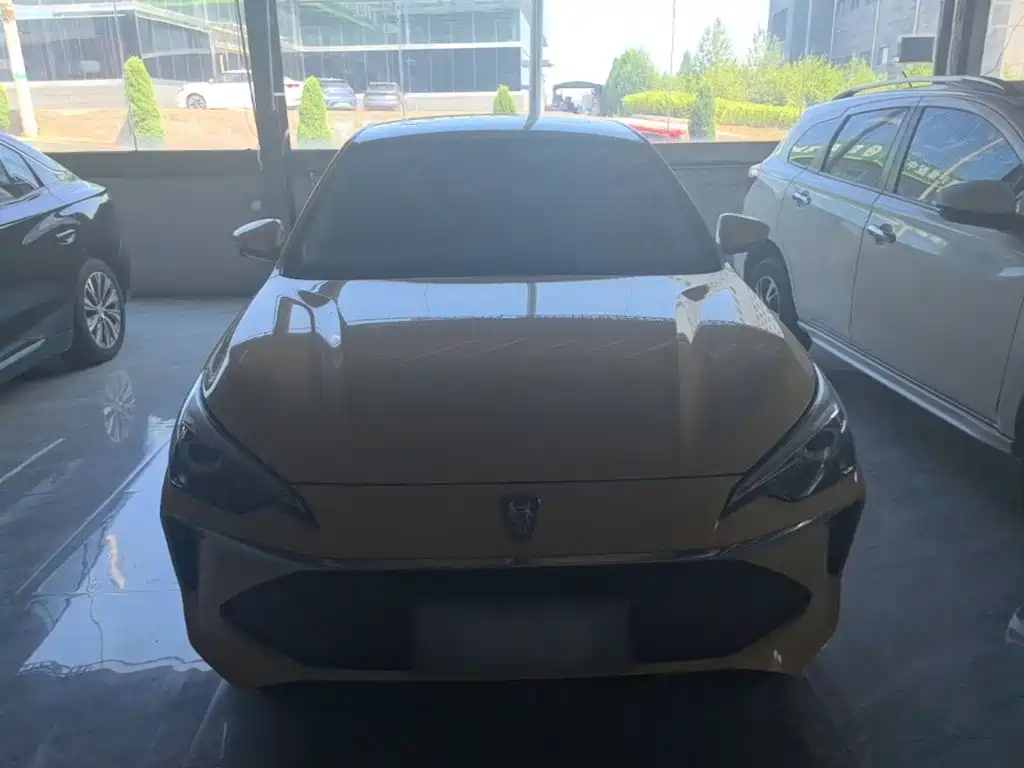 Roewe i5 2023 1.5L CVT Flagship