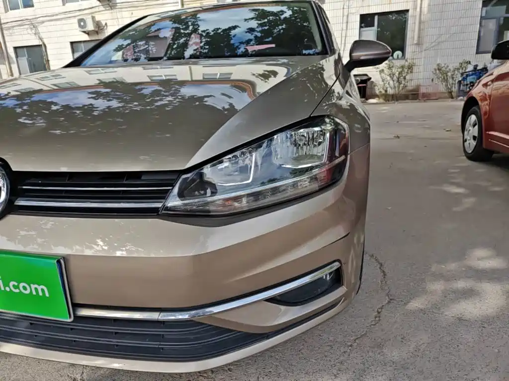 Volkswagen Golf — миниатюра 24