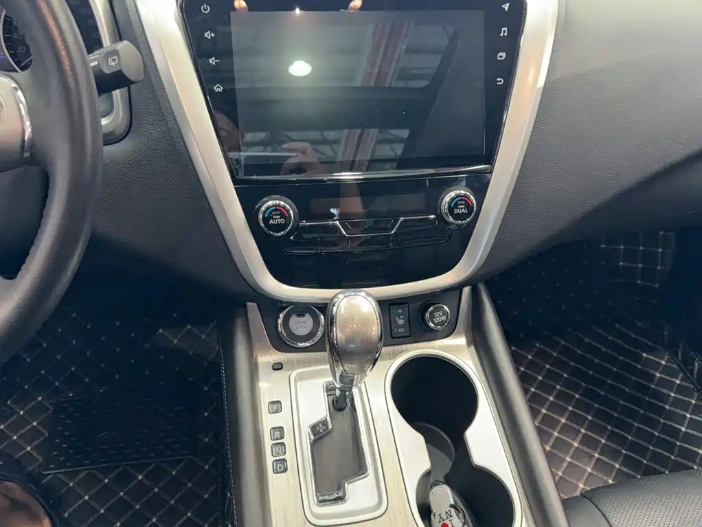 Nissan Murano — миниатюра 8