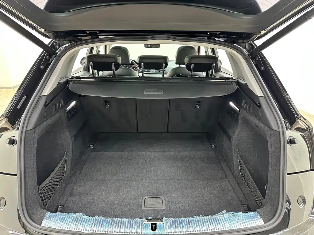 Audi Q5L — миниатюра 28