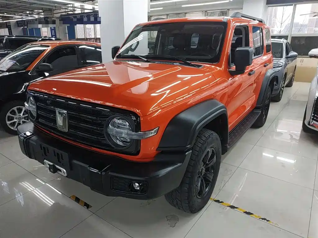 Tank Tank 300 2022