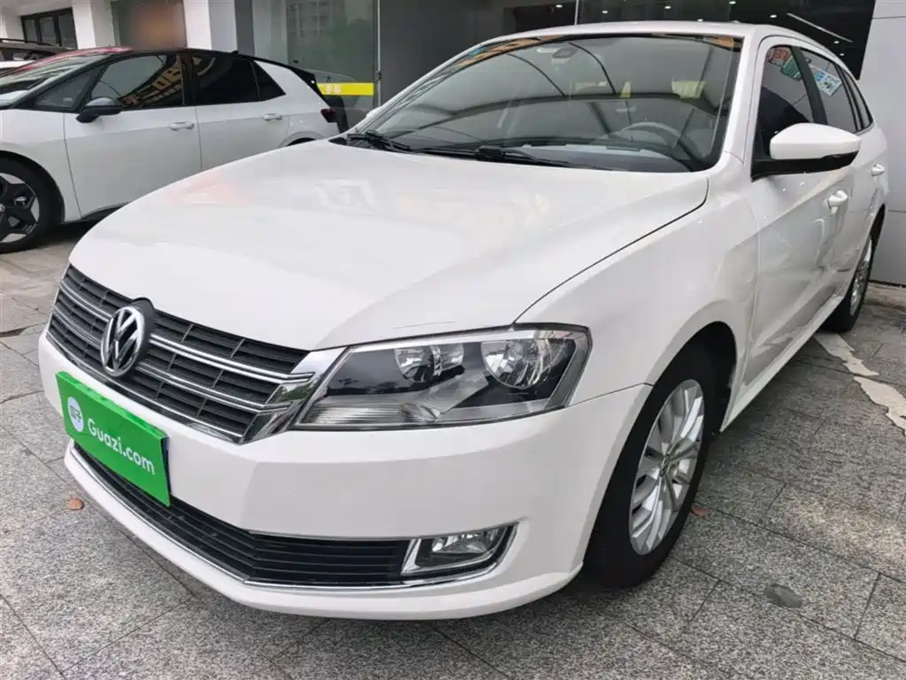 Купить Volkswagen Gran Lavida