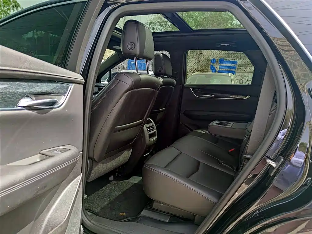 Cadillac XT5 2021 2.0T Luxury