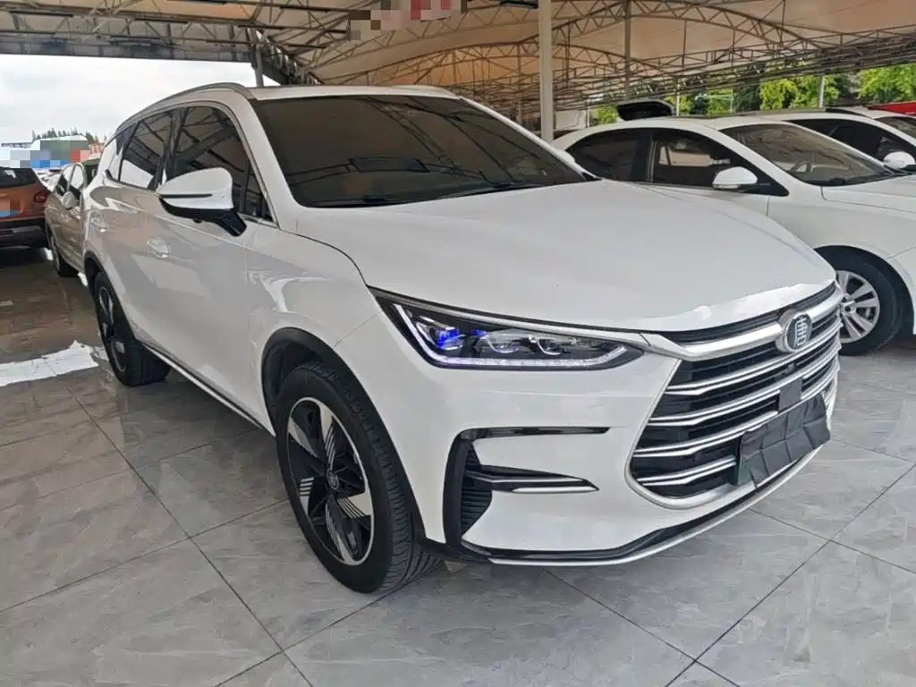 BYD Tang New Energy — миниатюра 4