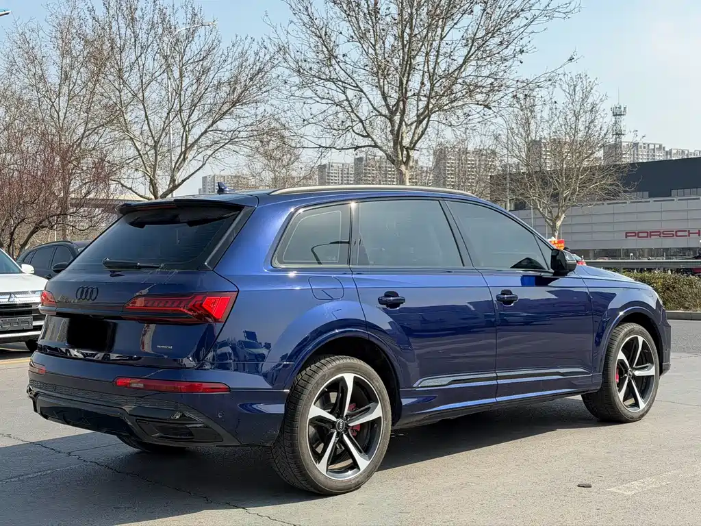 Audi Q7 2022 55 TFSI quattro S line Sport