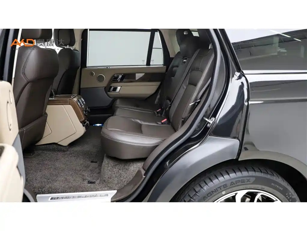 Land Rover Range Rover — миниатюра 7
