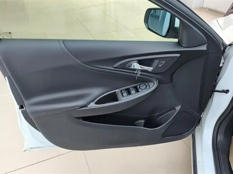 CHEVROLET MAI RUIBAO XL