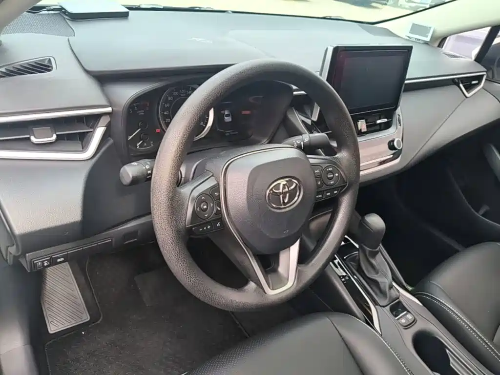 Toyota Corolla 2021 — фото 10