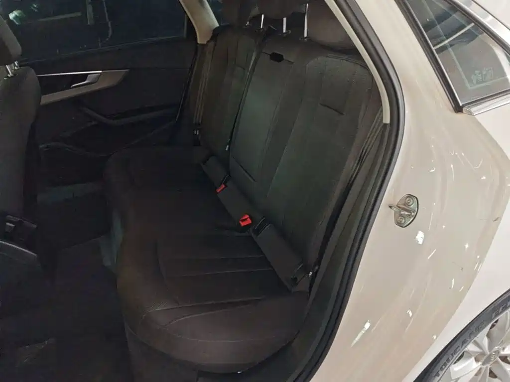Audi A4L — миниатюра 17