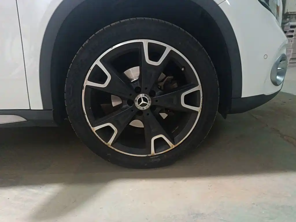 Mercedes-Benz GLA — миниатюра 24