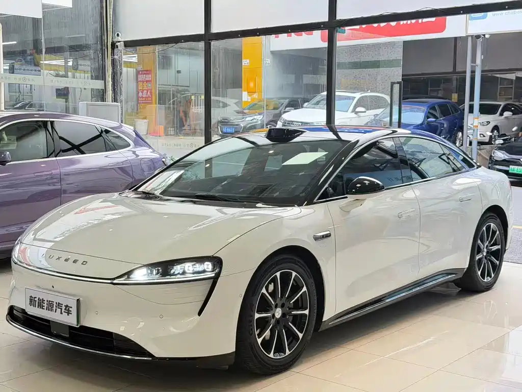 智界 Zhijie S7 2024