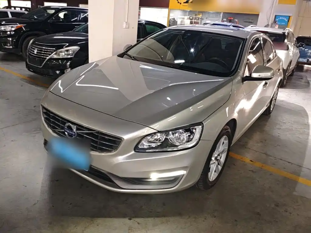 Volvo S60 — миниатюра 2