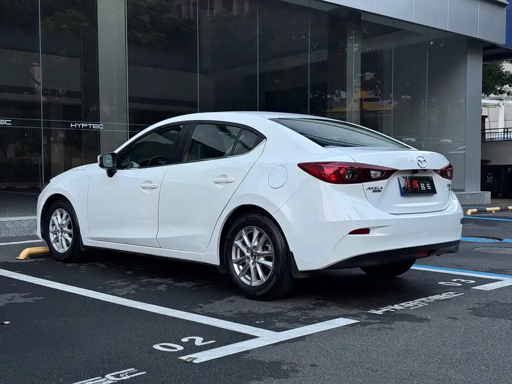 Mazda 3 Axela — миниатюра 9