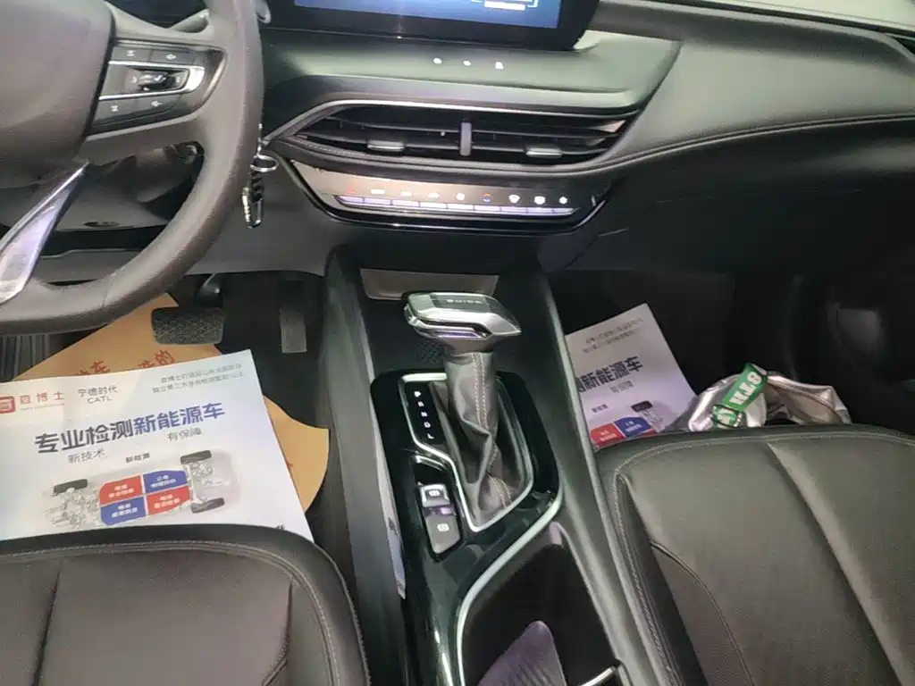 Buick Verano — миниатюра 14
