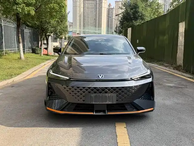 Changan UNI-V — миниатюра 2