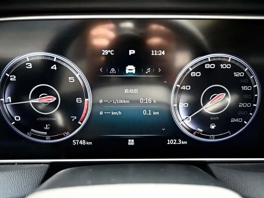 Hongqi Hongqi HS5 — миниатюра 7