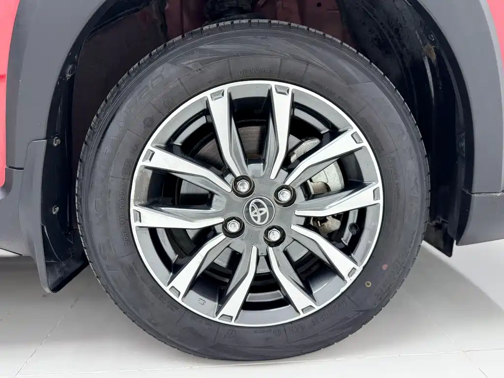Toyota Yaris L — миниатюра 16