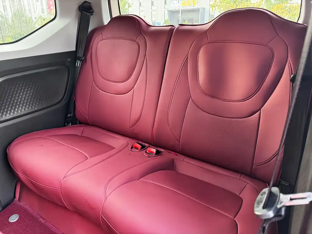 Wuling MINIEV — миниатюра 16