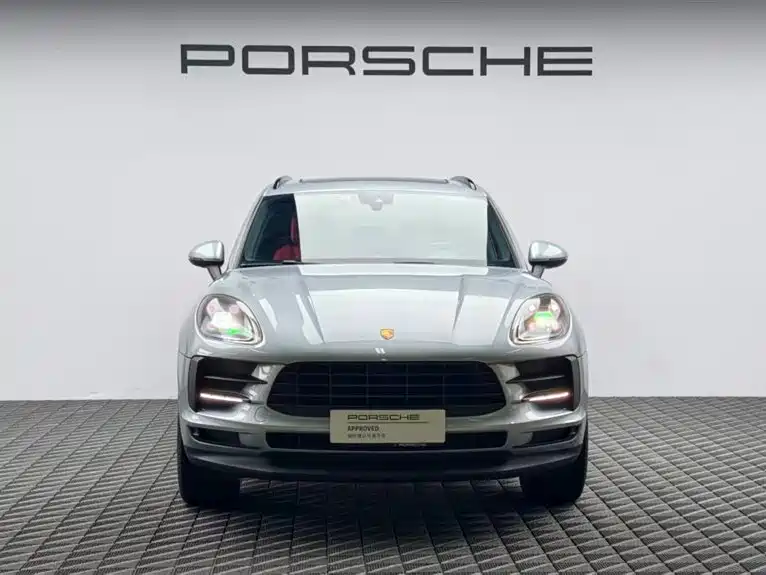 Porsche Macan — миниатюра 2