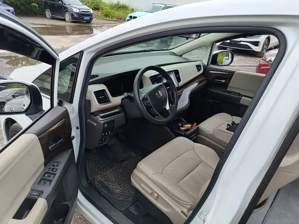 Honda Odyssey — миниатюра 16
