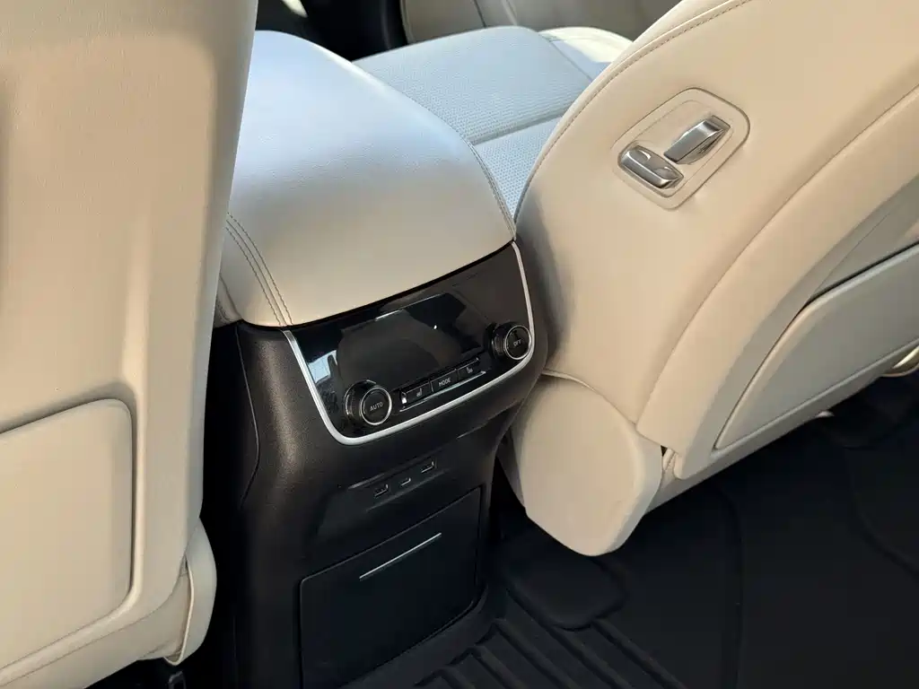 Li Auto Li ONE — миниатюра 15