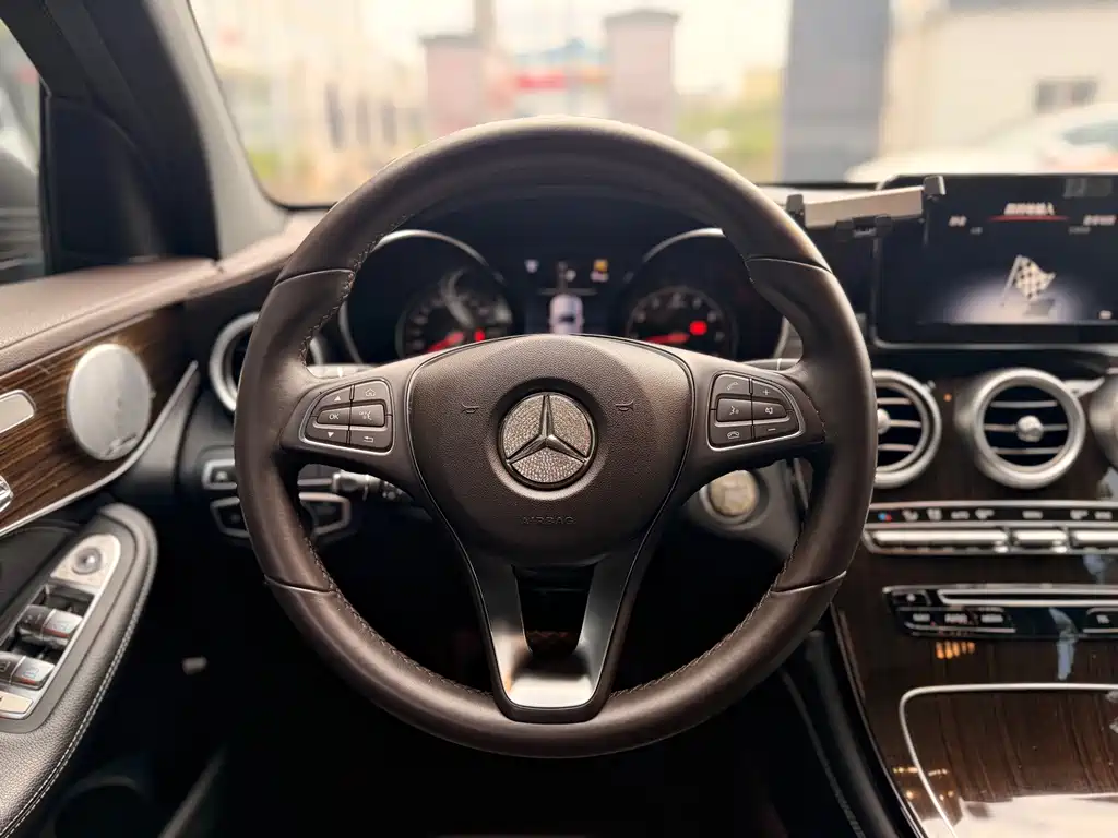 Mercedes-Benz GLC — миниатюра 20