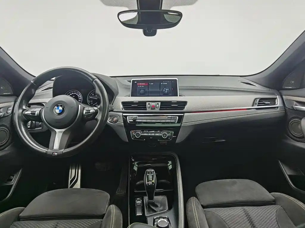 BMW X2 (Import) — миниатюра 5