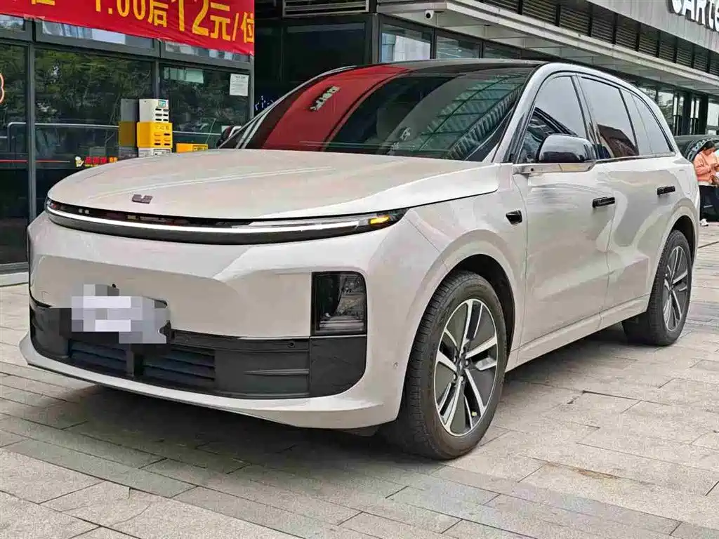 Li Auto Li L6 2025