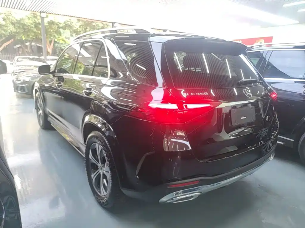 Mercedes-Benz GLE (Import) — миниатюра 5