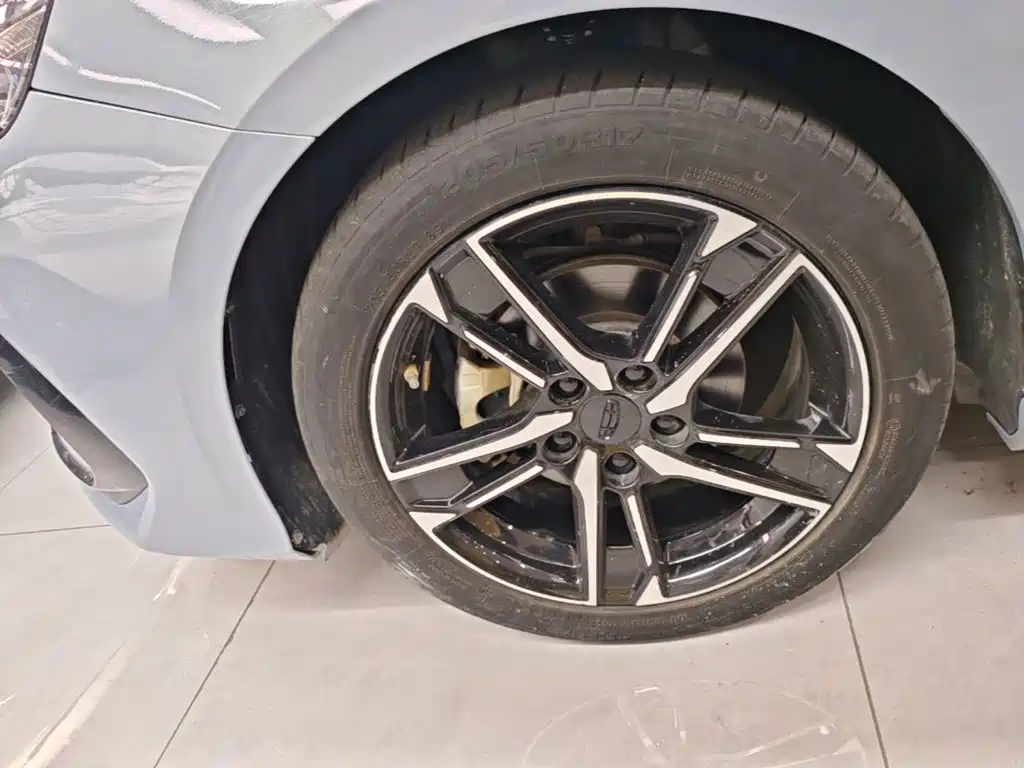 Geely Binrui — миниатюра 23