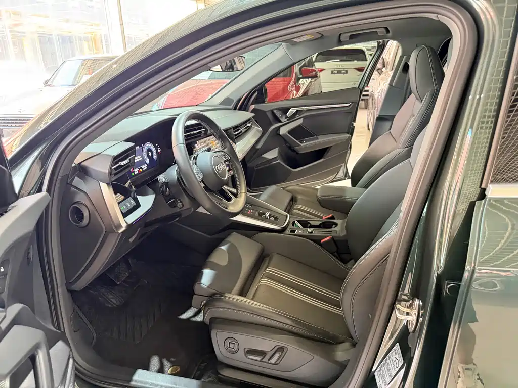 Audi A3 2023 Sportback 35 TFSI Fashion Sport