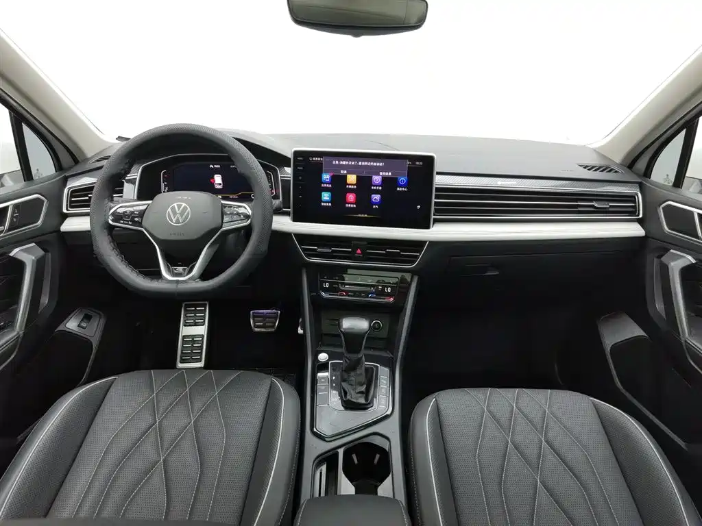 Volkswagen Tiguan L L 2022 330TSI AT R-Line
