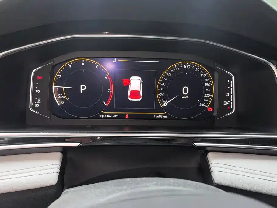 Volkswagen Tiguan L — миниатюра 14
