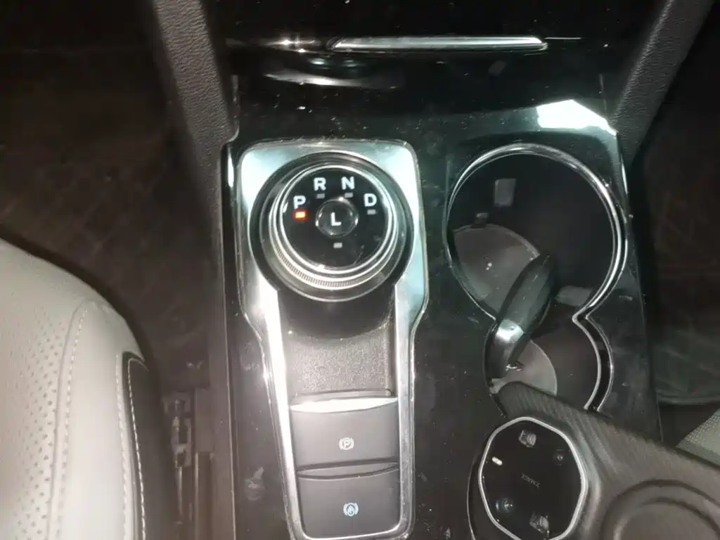 Ford Escape — миниатюра 8