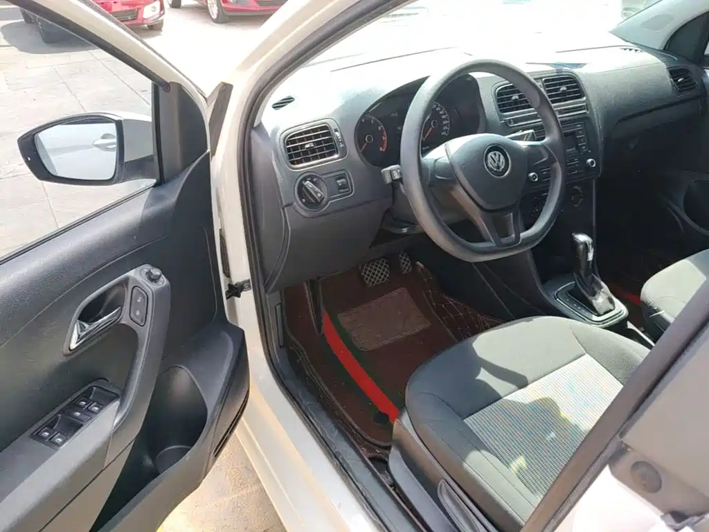 Volkswagen Polo — миниатюра 16