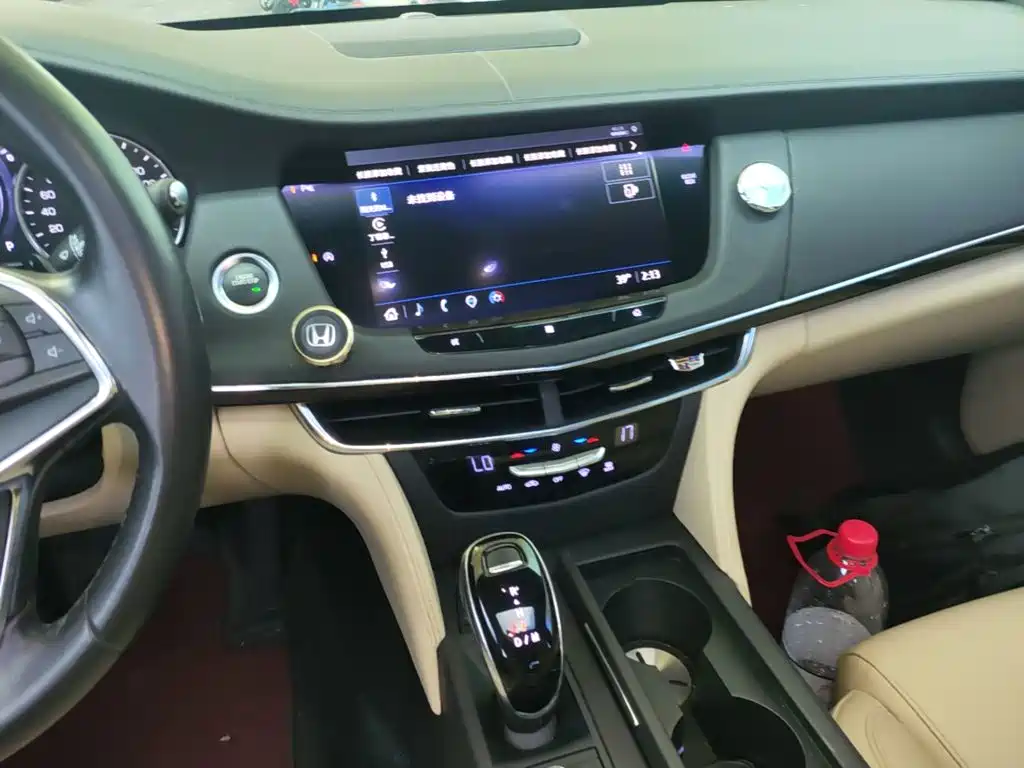 Cadillac CT6 — миниатюра 13