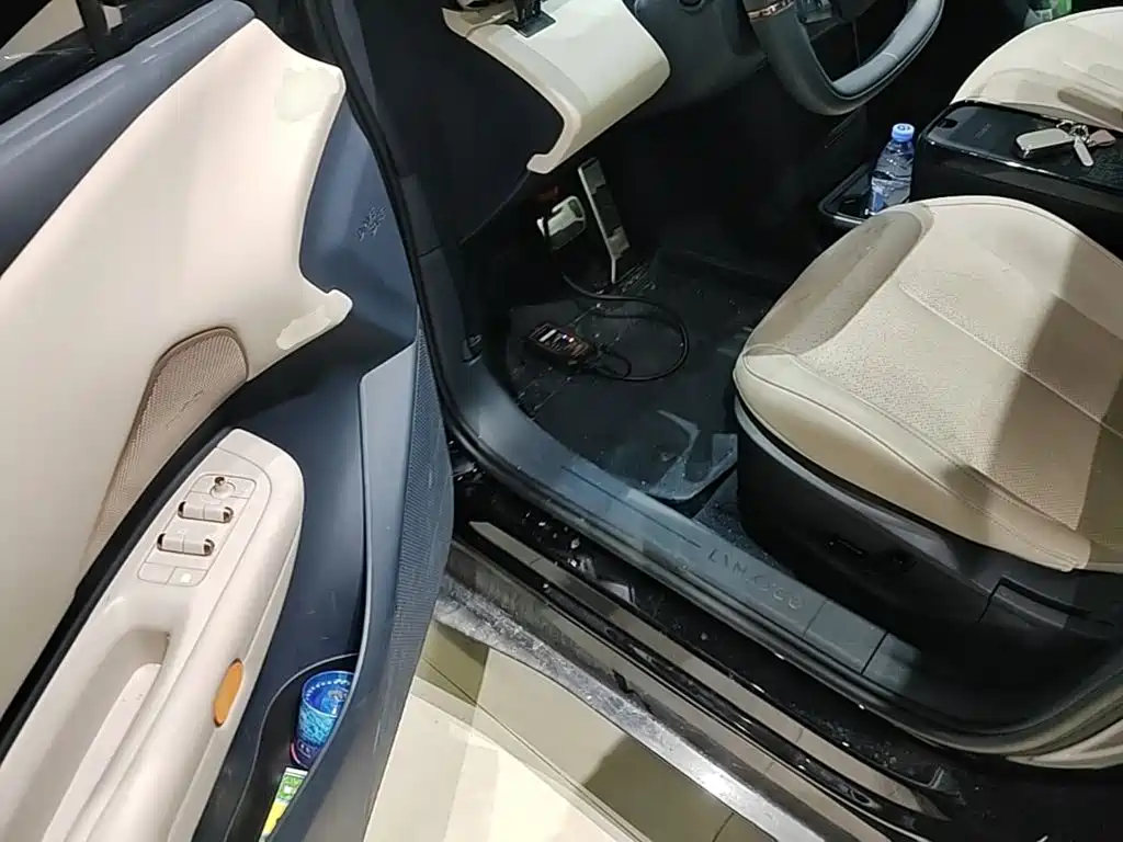 Lynk & Co Z20 — миниатюра 16
