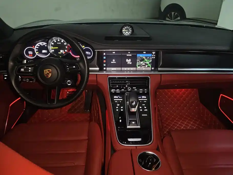 Porsche Panamera Hybrid — миниатюра 12