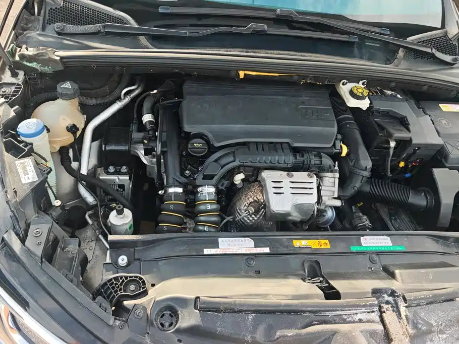 Citroen C4L — миниатюра 10