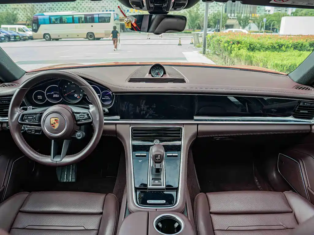 Porsche Panamera — миниатюра 15