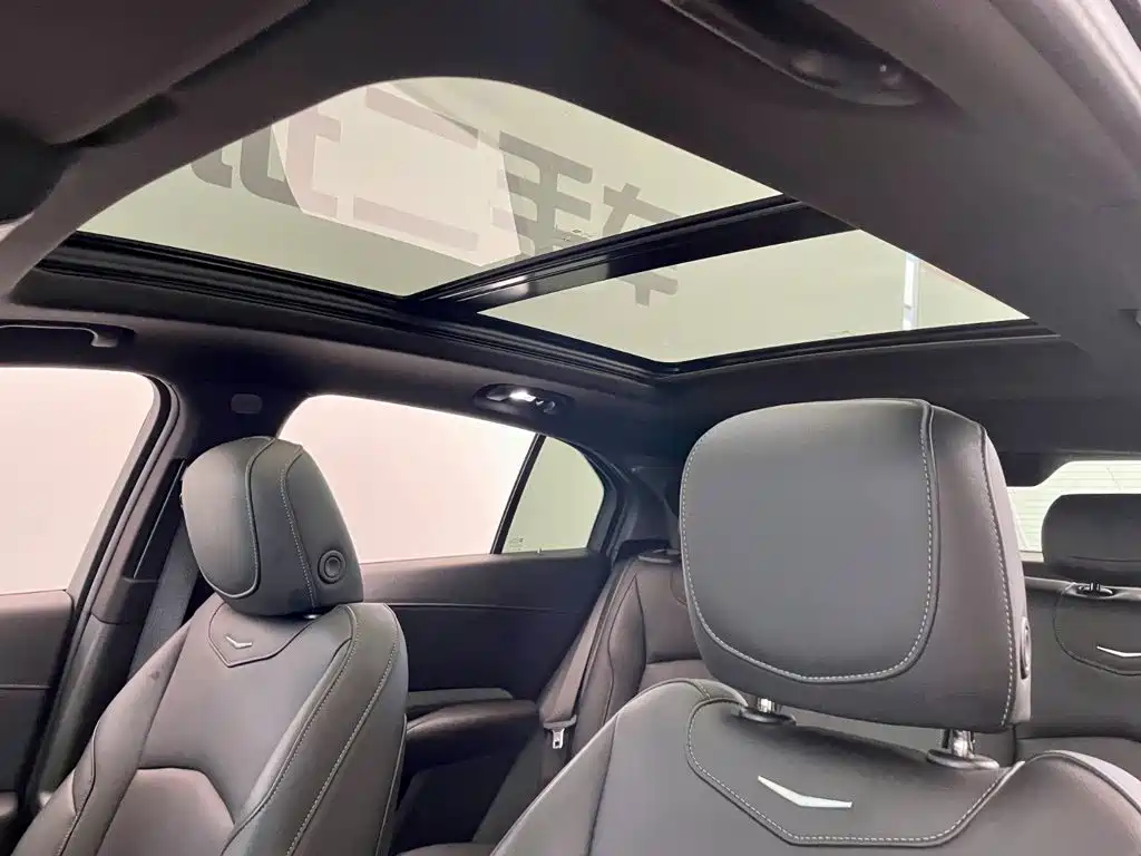 Cadillac XT4 — миниатюра 15