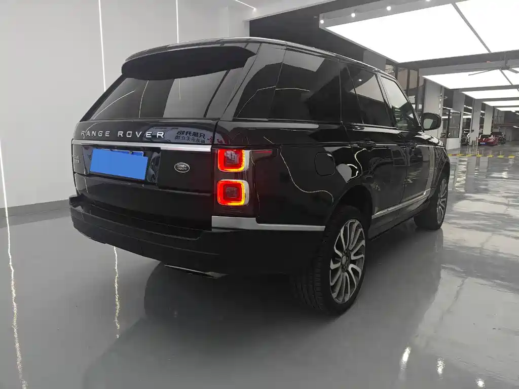 Land Rover Range Rover — миниатюра 5
