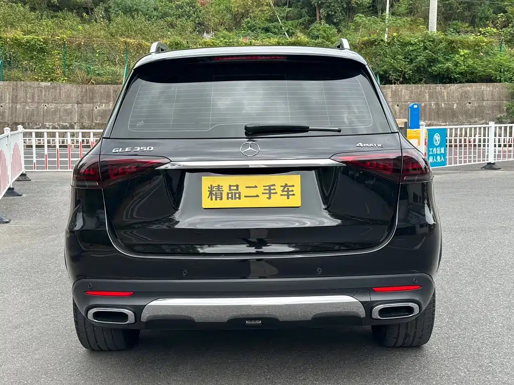 Mercedes-Benz GLE (Import) — миниатюра 14