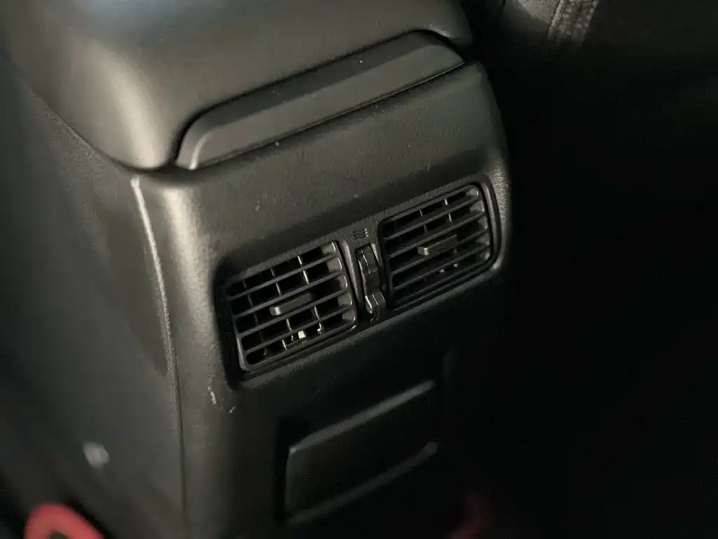 Nissan Sylphy — миниатюра 15