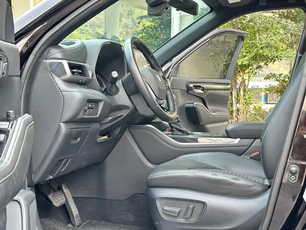 Toyota Crown Kluger 2021 2.5L HEV Luxury