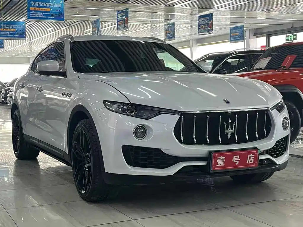 MASERATI LEVANTE